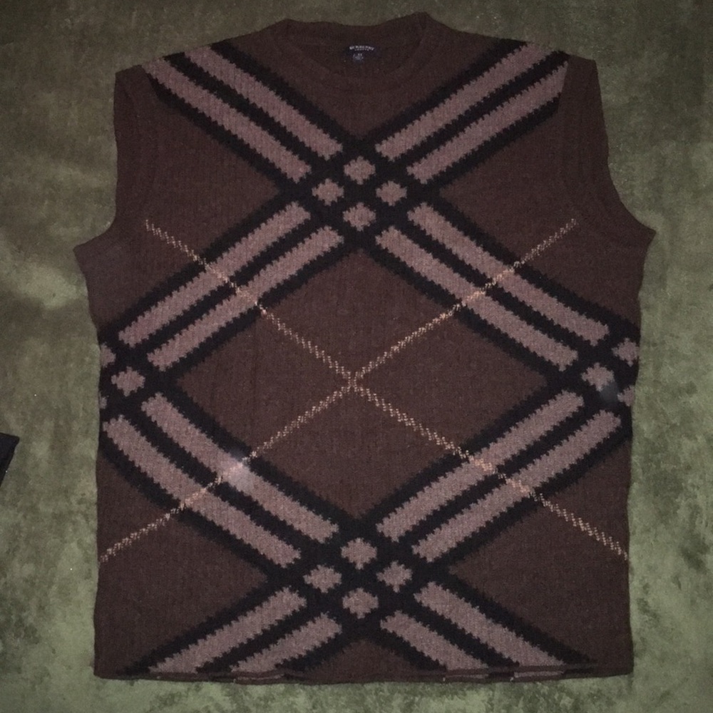Burberry sleeveless sweater XL